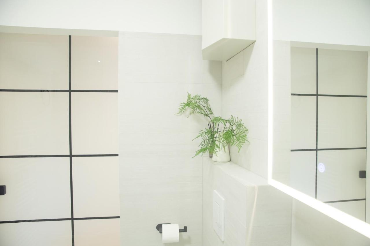 Room 4 Art Appartments Nr.1 In Vienna Center 外观 照片